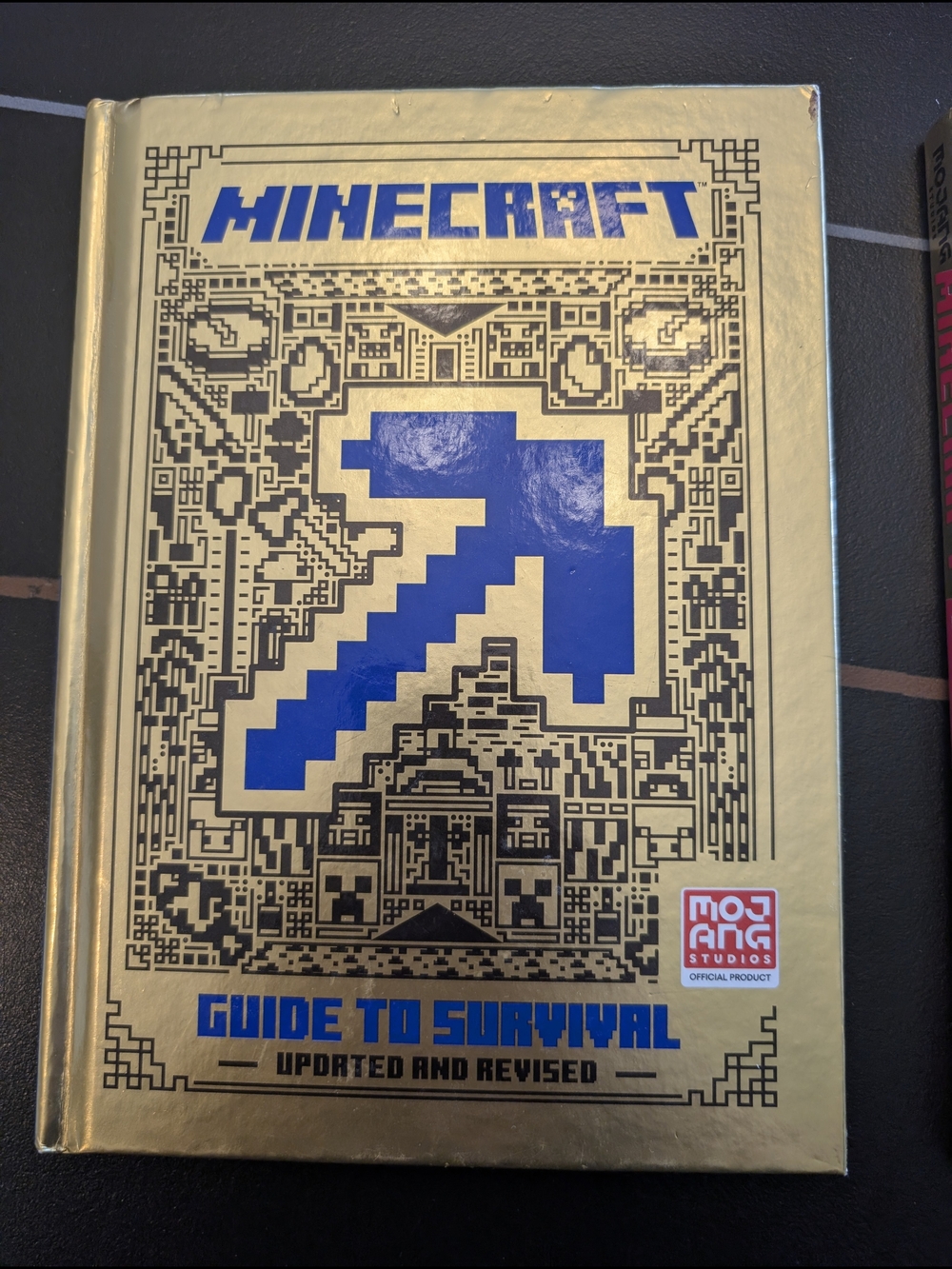 Hardcover Guide To minecraft Bundle - Picture 2 of 6